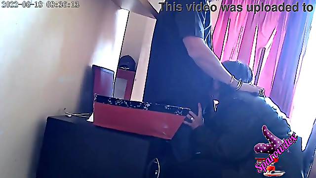 Spy camera : secretary caught sucking Mr Johns shlong