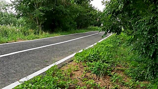 Hawt quickie public sex in the midst of nowhere -Soaked Kelly