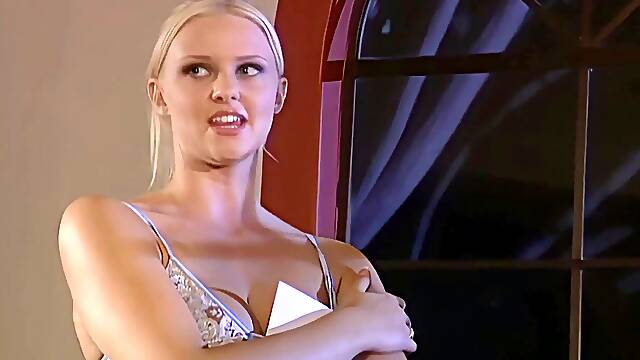 Platinum-blonde pornography babe Hannah Harper Gets Banged For Cum All Over Her Great Tits
