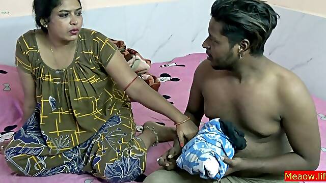 Village Bhabhi lovemaking! beautiful pussy Sex