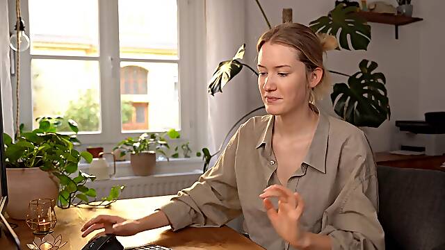 ASMR SERIES - Beyond The Classroom 1# encounter Your hot lecturer