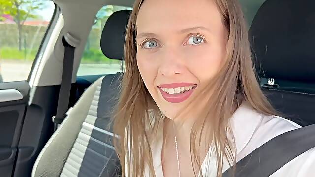 STREETFUCK creampie in the woods - Stray Cruz