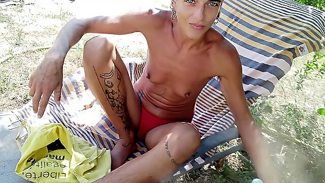 Sunbathing and chillin near the pool. Smockin a spliff and masturbating outdoor. clitoris deep-throater climax.