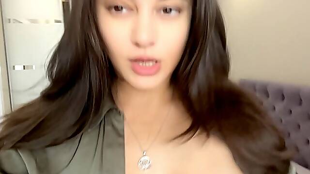 Pov red-hot black-haired Facesittong