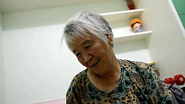Chinese Granny