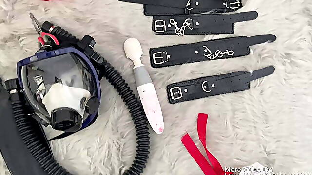 NANA  Self bondage maid gas mask vibrator orgasm  