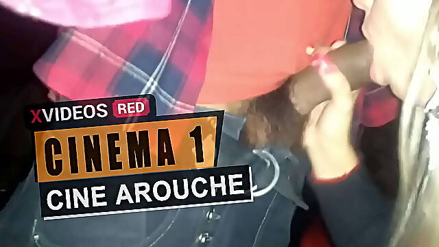 Cristina Almeida visitando o Cine Arouche no centro de s&atilde_o paulo, chupa desconhecido at&eacute_ levar gozada na garganta | Cinema 1