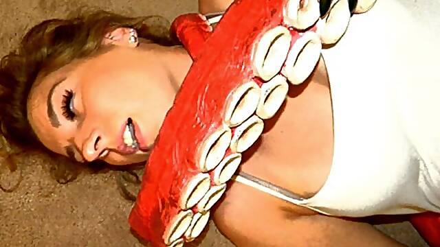 Relic Huntress Revisited 2: Infernal (starring Jade) (MP4)