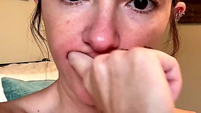 Finger brushing ASMR