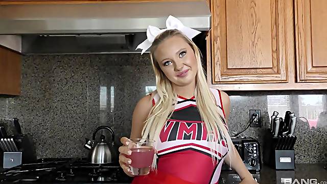 Blonde cheerleader Paisley Porter craves for a delicious cock