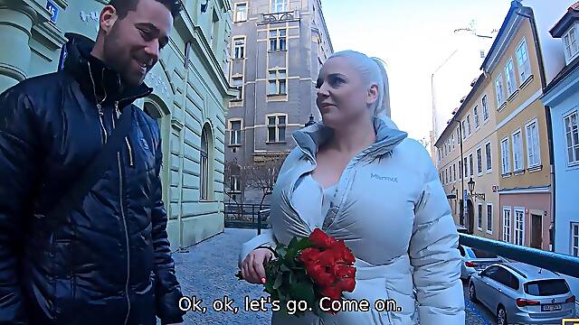 Wanton MILF with hooters decided better to be nailed by stranger