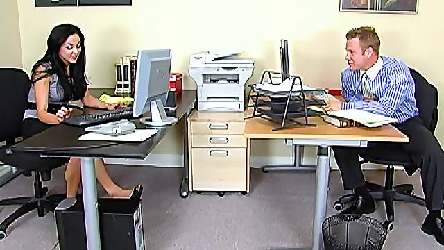 Office slut gets laid at work and enjoys a good splash on face