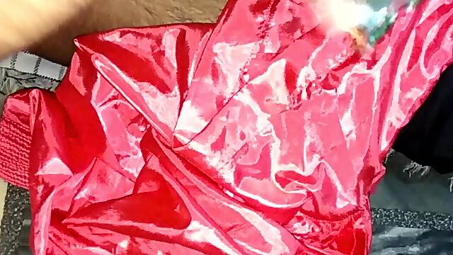 Satin silk handjob porn - Cum on pink satin silky salwar of stepsister