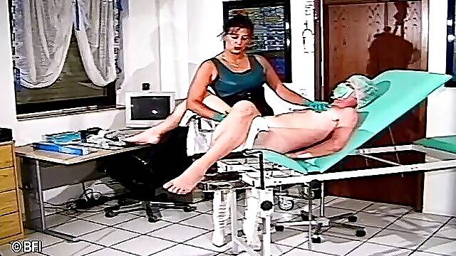 DVD Bizzare examination with pissing and extreme insertion