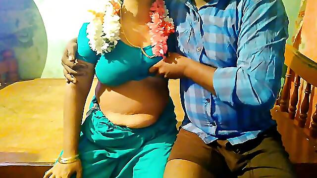 Tamil Jasmine Flower Aunty Pressing Big Boobs