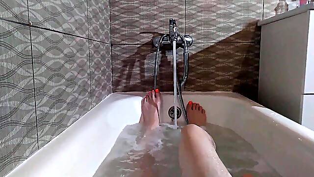 Fluffy Bush Takes a Bath and Admires Hairy Legs Footfetish Ginnagg