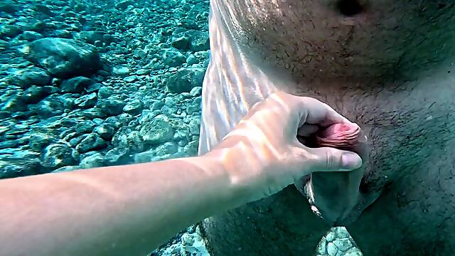Underwater Jerking and Cumshot