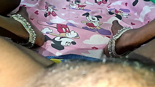 Store Owner Fucks Tamil Women