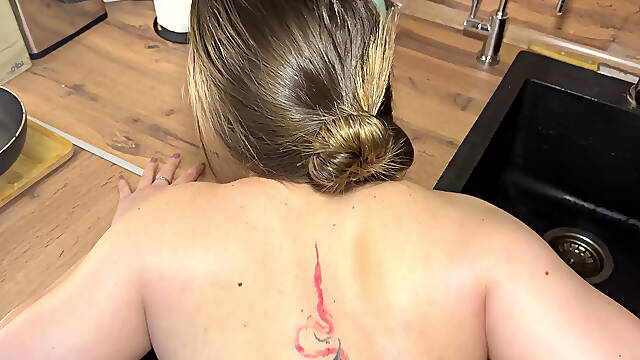 A Stranger From the Street Allows Herself to Be Fucked for a Cup of Coffee