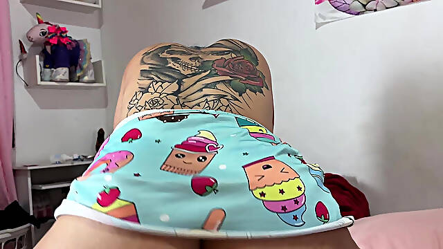 Putting Hard in the Pussy of This Hottie