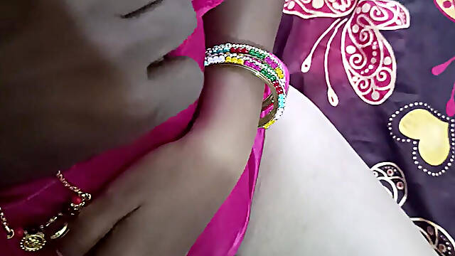 Desi Hot Aunty Pusssy Clening Fucking Telugu Voice Part 2