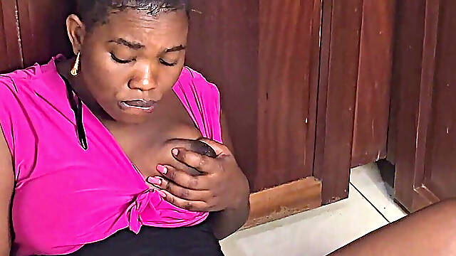 The Most Beautiful Dirty Girl in the Area Fingering Her Pussy Too Badly