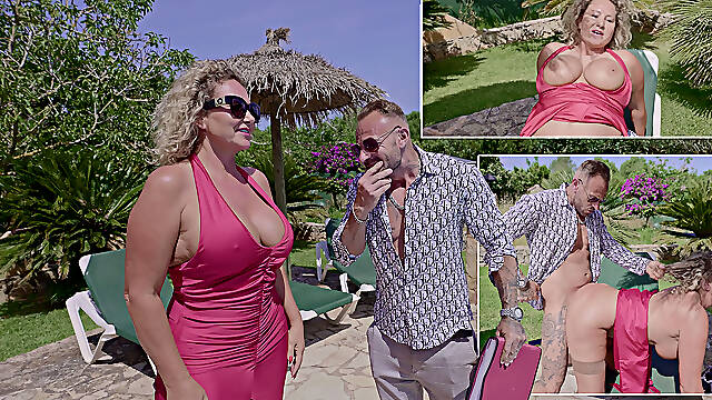 Bianca Looks at a Villa