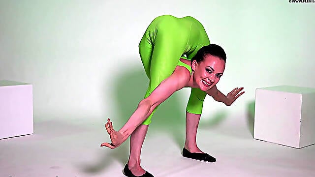 Contortion to the Extreme