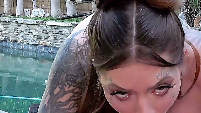 Chantal Danielle & Mannie Coco - Outdoor Blowjob