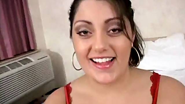 Chubby amateur Dolly Kumar sucks a dick and moans during fucking
